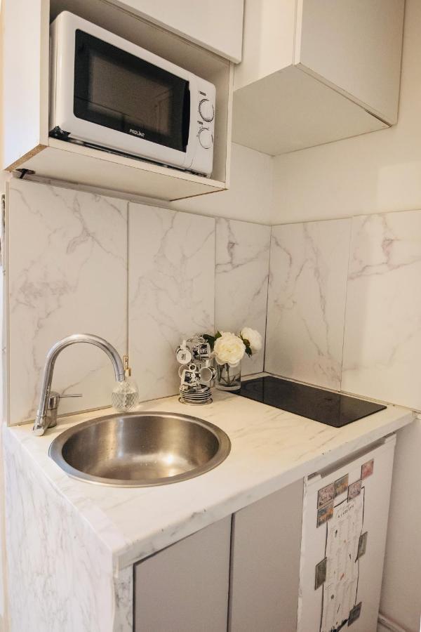 Fully Equipped Studio In The Heart Of Paris - Area Champs Elysees Bagian luar foto